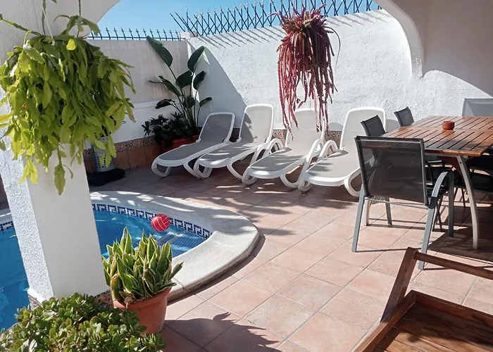 Beautiful With Heated Private Pool, Cristianos *