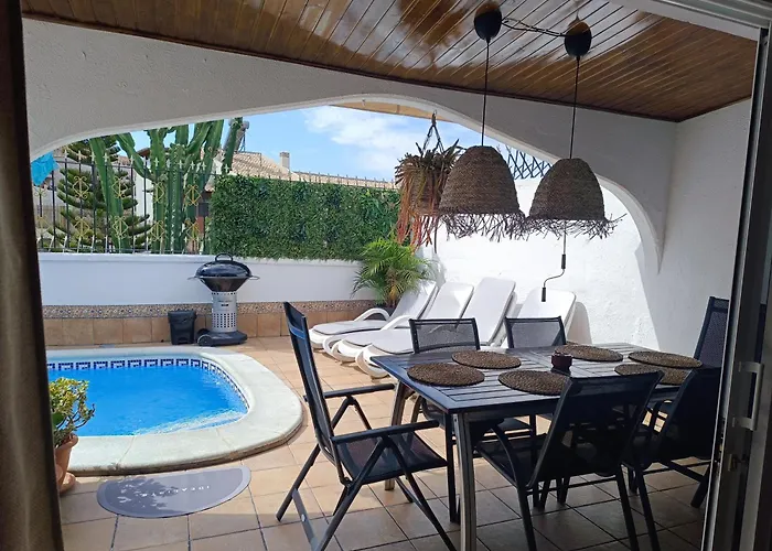 Beautiful With Heated Private Pool, Cristianos Dom wakacyjny