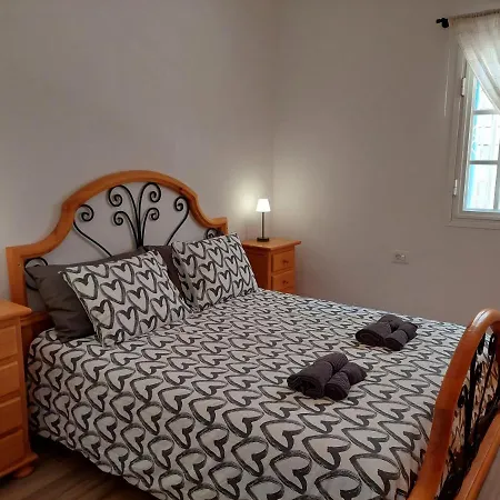 Beautiful With Heated Private Pool, Cristianos Ferienhaus Los Cristianos (Tenerife)