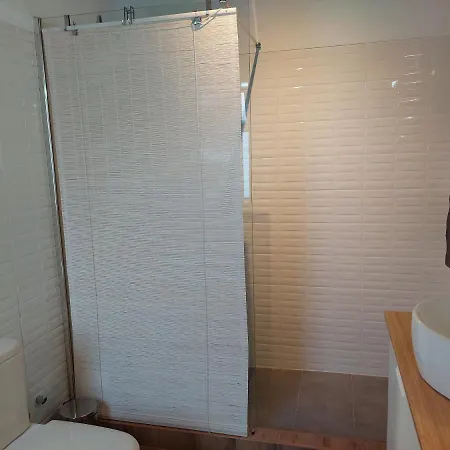 펜션 Beautiful With Heated Private Pool, Cristianos