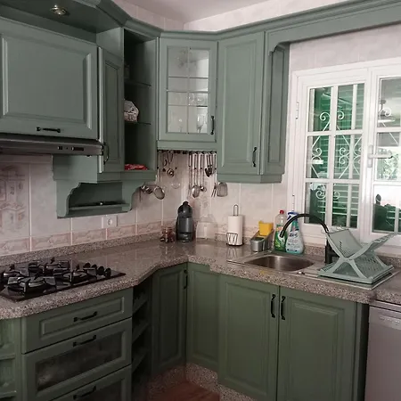 Ferienhaus Beautiful With Heated Private Pool, Cristianos