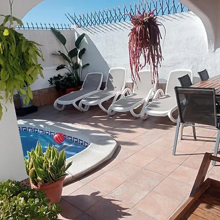 Beautiful With Heated Private Pool, Cristianos *