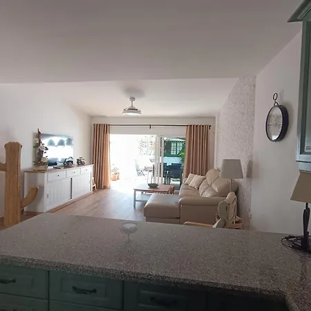 Beautiful With Heated Private Pool, Cristianos 펜션