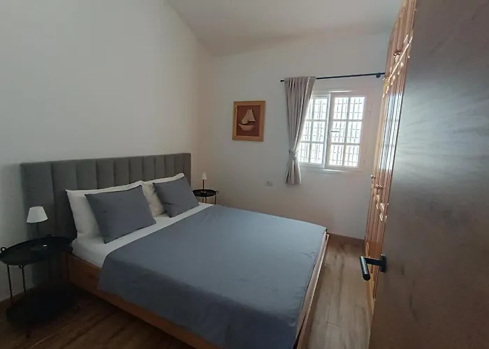 度假居 Beautiful With Heated Private Pool, Cristianos