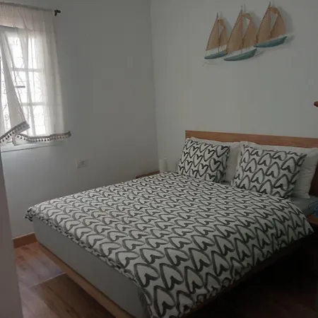 Beautiful With Heated Private Pool, Cristianos 度假居