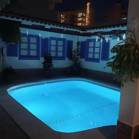 Beautiful With Heated Private Pool, Cristianos * 洛斯克里斯蒂亚诺斯