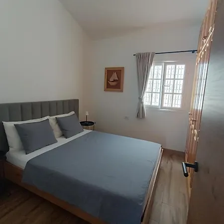 度假居 Beautiful With Heated Private Pool, Cristianos