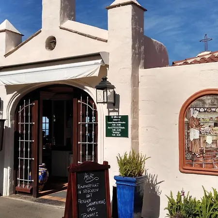 Casa vacanze Beautiful With Heated Private Pool, Cristianos Los Cristianos (Tenerife)